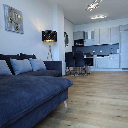 Superior Apartment & Rooftop Pool Відень Екстер'єр фото