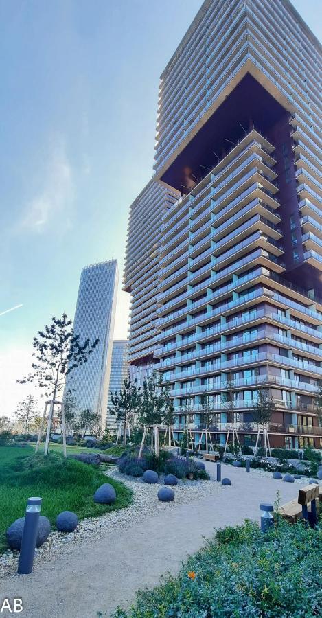 Superior Apartment & Rooftop Pool Відень Екстер'єр фото